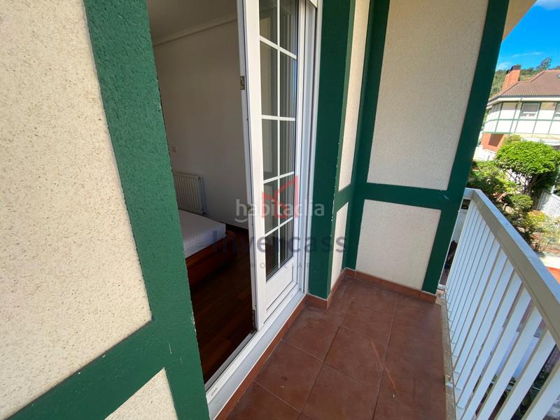 Foto 8c3258a7-f7e2-409a-b73e-797b1da8fea2. Casa bifamiliare con riscaldamento parcheggio in Mioño-Santullán Castro - Urdiales