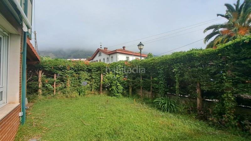 Foto f21368dd-6b1a-448c-85c6-d32067efcf0e. Casa bifamiliare con riscaldamento parcheggio in Mioño-Santullán Castro - Urdiales