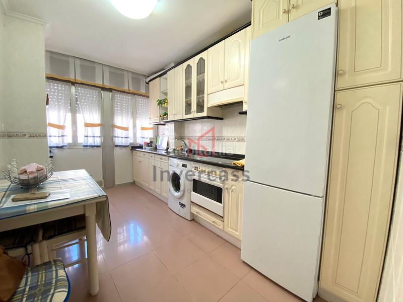 Foto 091695d9-759c-40cc-879a-e8480f164622. Piso en Centro Castro - Urdiales