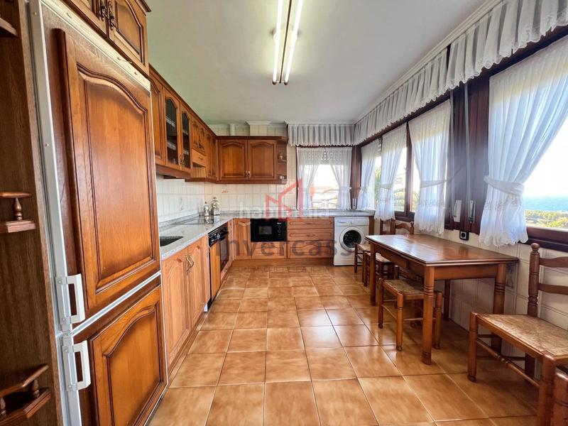 Foto f07eace6-1132-45cb-9889-e7e57e67d6c6. Chalet en Oriñón- Allendelagua Castro - Urdiales