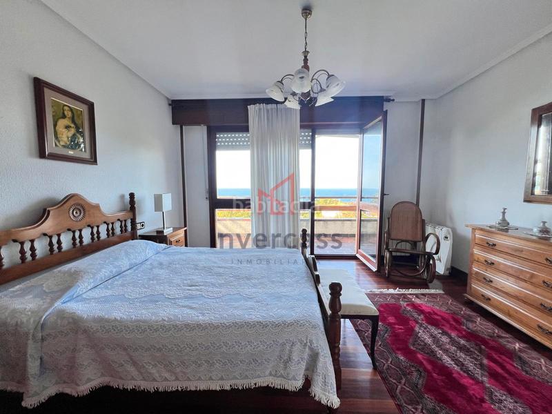 Foto 2680d70a-6f05-479c-986a-bcbc138f58c6. Chalet mit parking in Oriñón- Allendelagua Castro - Urdiales
