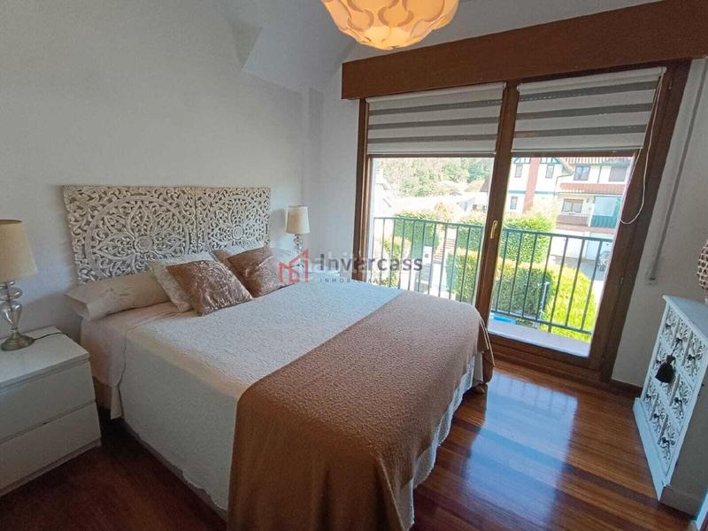 Foto 0bae9d1a-117c-4558-a36c-13dbc1432360. Casa a schiera con riscaldamento parcheggio piscina in Castro - Urdiales