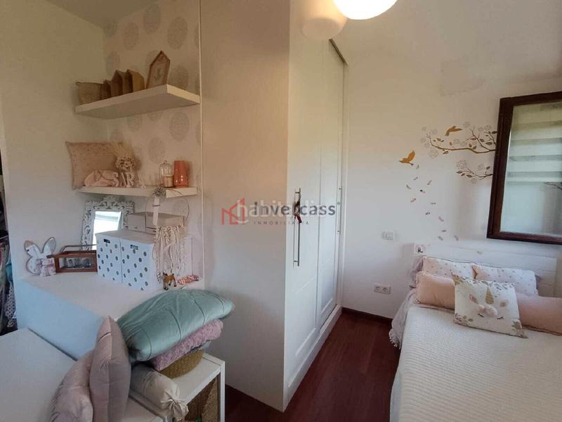 Foto 5131c3fb-ddec-4a9f-ad6d-9f11a9ab2e8e. Casa a schiera con riscaldamento parcheggio piscina in Castro - Urdiales