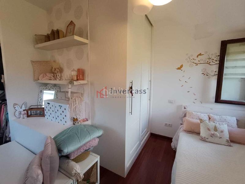 Foto 59d730bf-b7d7-4365-945a-4271e8468c4a. Casa a schiera con riscaldamento parcheggio piscina in Castro - Urdiales