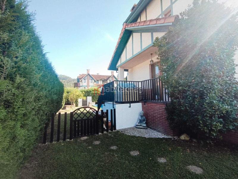 Foto 89498aed-e2f5-49b1-aa28-d3e5078b6734. Casa a schiera con riscaldamento parcheggio piscina in Castro - Urdiales