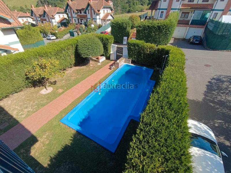 Foto aec7d45a-bef6-4305-8b56-6bbfe0402e2c. Casa a schiera con riscaldamento parcheggio piscina in Castro - Urdiales