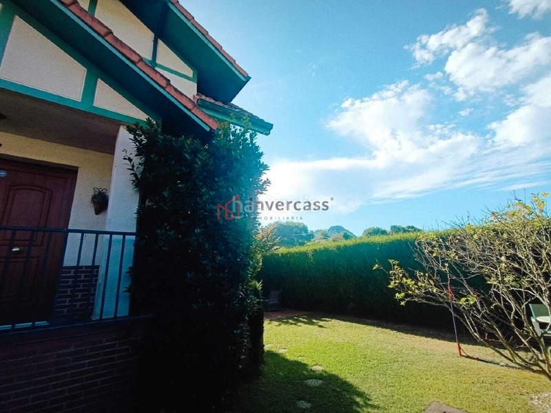 Foto e2e5ba9a-3b6c-4d61-8388-9101a721b0a7. Casa a schiera con riscaldamento parcheggio piscina in Castro - Urdiales
