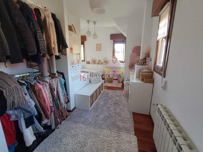 Foto fd423a00-5cec-4552-bd50-b06d65c456bc. Casa a schiera con riscaldamento parcheggio piscina in Castro - Urdiales
