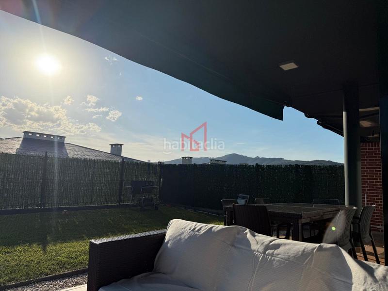 Foto d6399379-b7c4-40a3-b783-fb3fdf21e294. Chalet mit heizung parking pool in Mioño-Santullán Castro - Urdiales