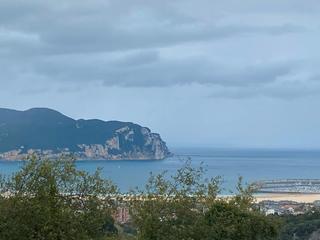 Chalet  Urb. el mirador 1. Vivienda unifamiliar en seña vistas al mar y piscina privada