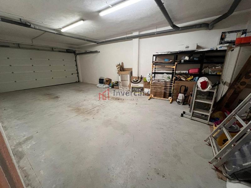 Foto ec6236e6-41f3-4cb9-898f-e92c730d0837. Casa aparellada amb calefacció aparcament piscina a Castro - Urdiales