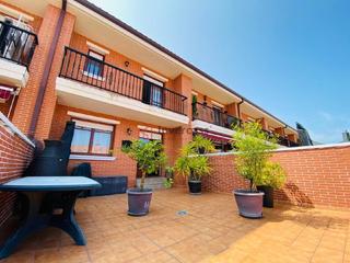 Semi detached house in Brazomar