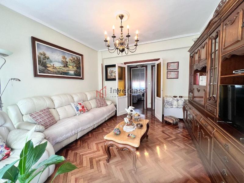 Foto 7469d9d2-0cc6-41ff-b2c4-c184bd75a60b. Etagenwohnung in Centro Castro - Urdiales