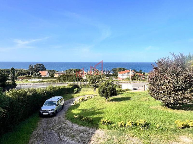 Foto 2e9ad61c-696b-4ed2-9c74-12633df5455c. Chalet avec parking dans Oriñón- Allendelagua Castro - Urdiales