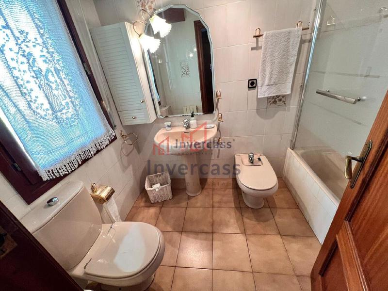 Foto 5a36e20f-df55-4548-8e37-c81dafc3c744. Chalet avec parking dans Oriñón- Allendelagua Castro - Urdiales