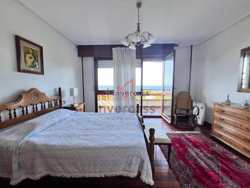 Foto 5ad42ef9-3675-4ca6-a14a-bda3f00804e0. Chalet avec parking dans Oriñón- Allendelagua Castro - Urdiales