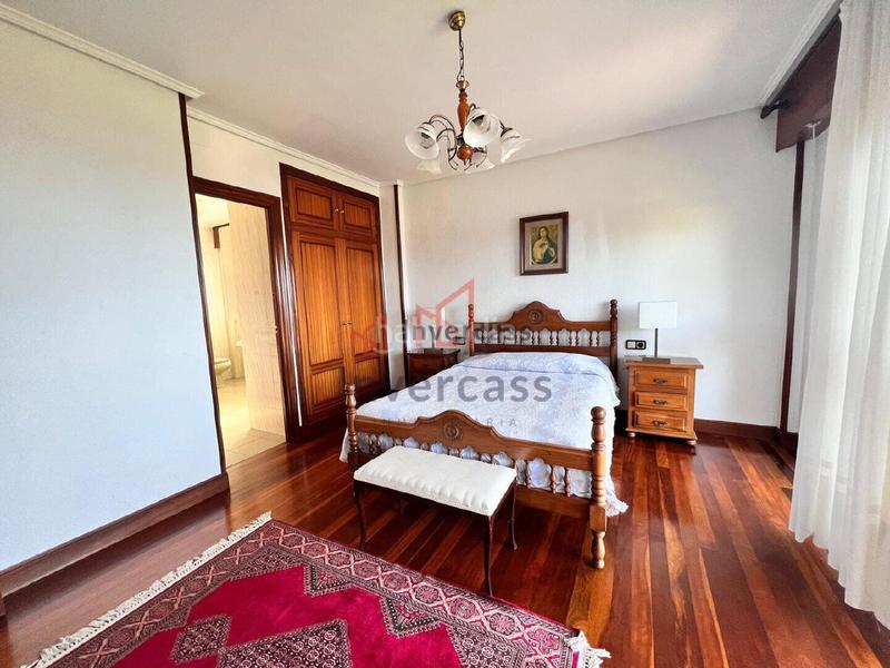 Foto 7f5908d6-e031-45c3-ad69-3398bb4de330. Chalet avec parking dans Oriñón- Allendelagua Castro - Urdiales