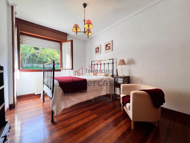 Foto b52eda19-26dc-4432-b7fd-8560bd0e5c10. Chalet avec parking dans Oriñón- Allendelagua Castro - Urdiales