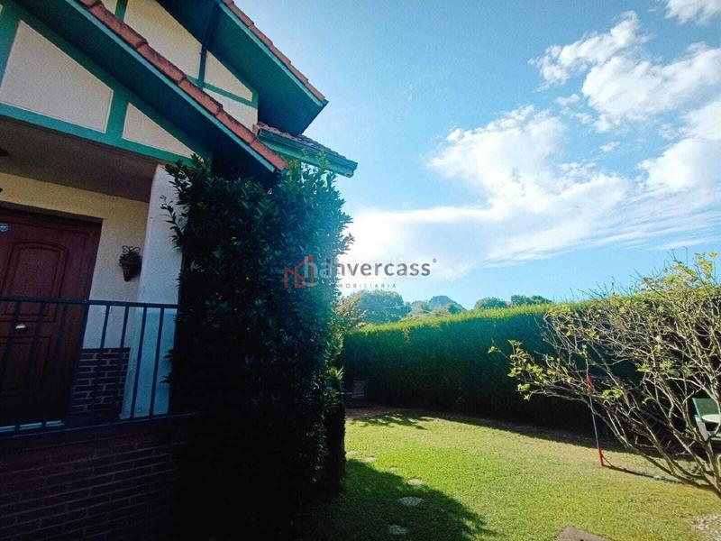 Foto 43022601-627b-41a2-a98b-3c56b81d3c0e. Casa adossada amb calefacció aparcament a Otañes-Talledo Castro - Urdiales