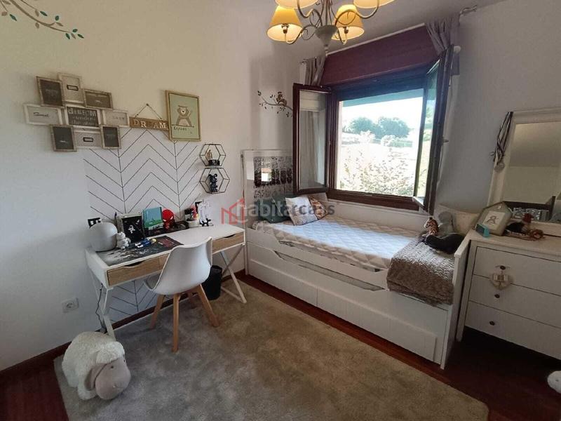 Foto 8ad864de-27b6-4c2e-a675-5104697cb899. Casa adossada amb calefacció aparcament a Otañes-Talledo Castro - Urdiales