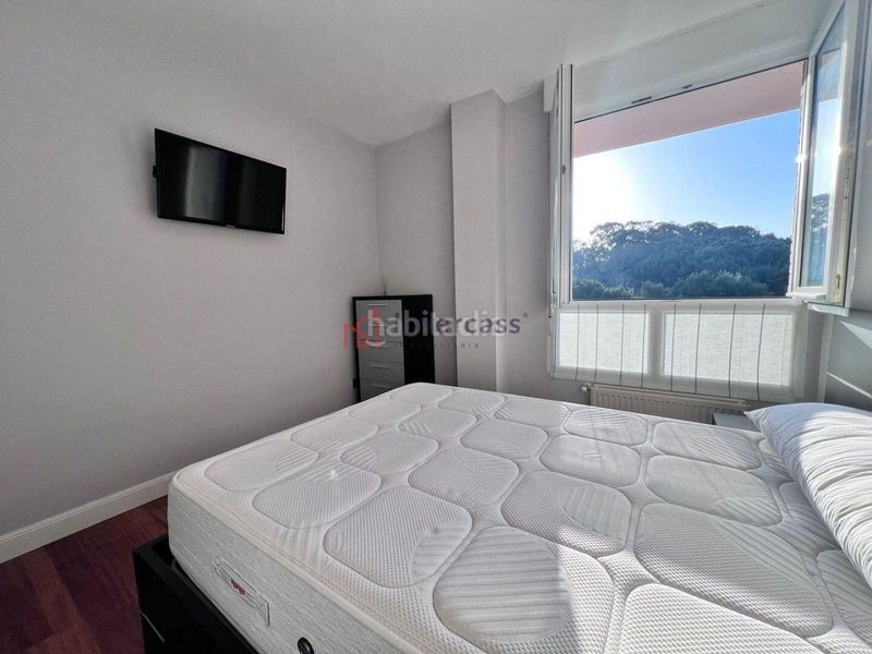 Foto 1d01174a-6d4d-48f3-a422-de4778d93f70. Pis amb aparcament piscina a Playa Ostende Castro - Urdiales