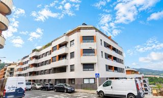 Pis  Calle de la granja. Amplia vivienda en la zona de cotolino en urbanización privada