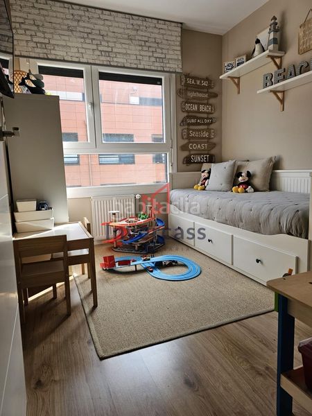 Foto 46c9f5e3-1e8a-4edf-9391-c76c444dbbf1. Pis amb aparcament piscina a Cotolino Castro - Urdiales