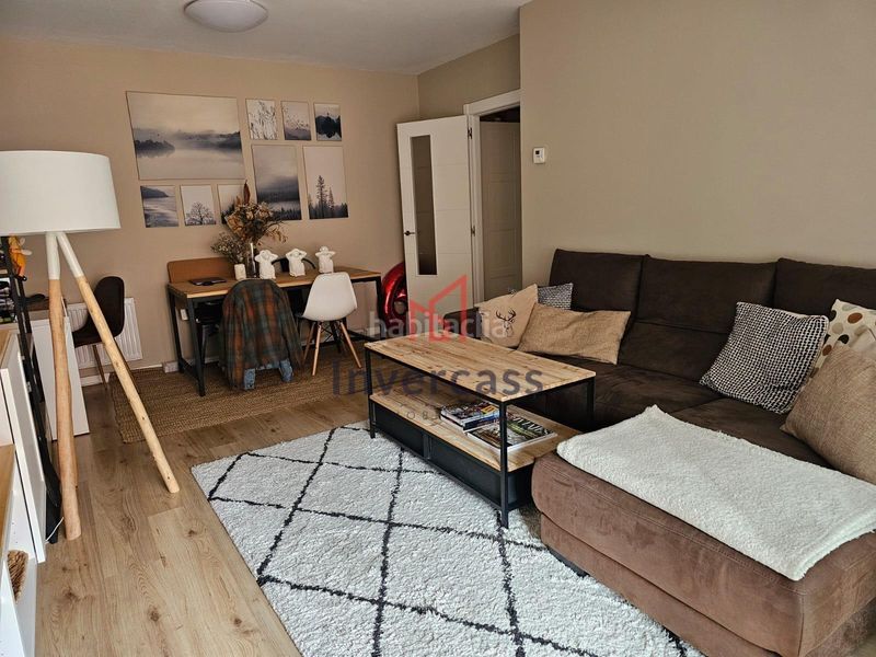 Foto 99bd54c5-48f6-4aea-9301-942d9fe92ee5. Pis amb aparcament piscina a Cotolino Castro - Urdiales