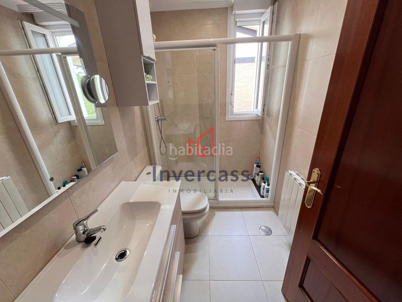 Foto 74c09242-2d28-4aae-8864-85935660530f. Casa adosada en Oriñón- Allendelagua Castro - Urdiales