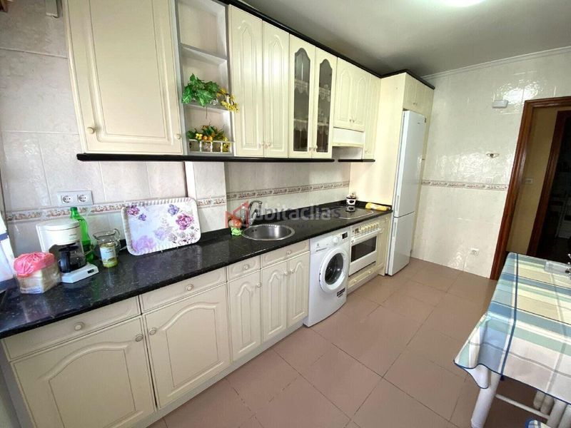 Foto 047f768f-3894-4244-aed0-fb2c6e7c3037. Flat with heating in Centro Castro - Urdiales