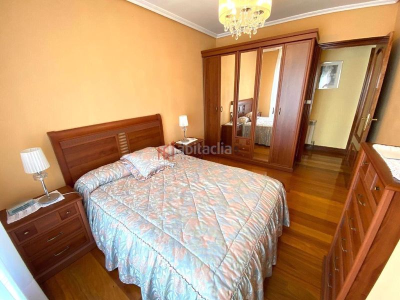 Foto 5a9790e6-3999-4595-94f1-6425b54c5e53. Flat with heating in Centro Castro - Urdiales