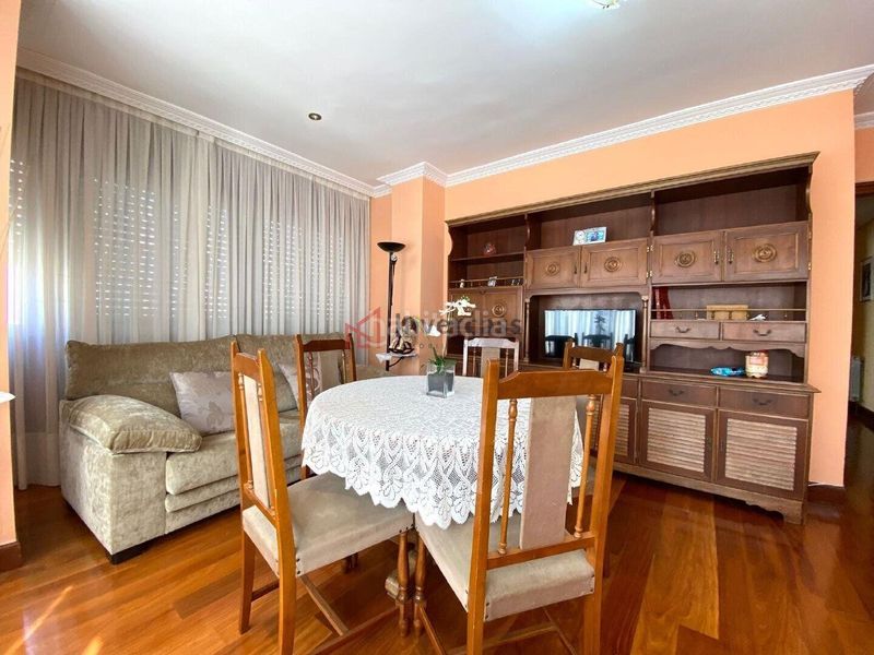 Foto d4423c30-1b07-4044-80a7-2a8d4280d6ff. Flat with heating in Centro Castro - Urdiales