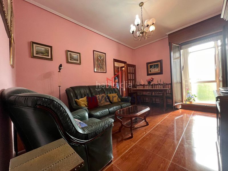 Foto 0755b859-197a-4680-b386-cf3715edb261. Flat with heating in Basurtu Bilbao
