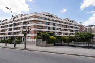 Pis a Playa Ostende. Gran apartamento con vistas despejadas terraza y garaje cerrado