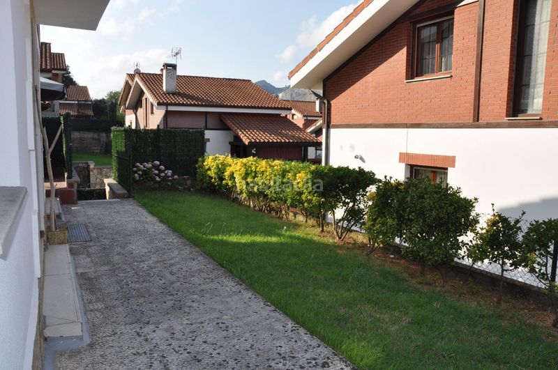 Foto e2f79cf7-077a-4a32-a60a-02fdf2fdcbb9. Chalet en Samano Castro - Urdiales