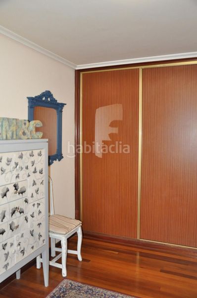 Foto 44b3b21c-f7fe-49ca-ba47-61ed3eeb49af. Xalet amb calefacció aparcament a Samano Castro - Urdiales