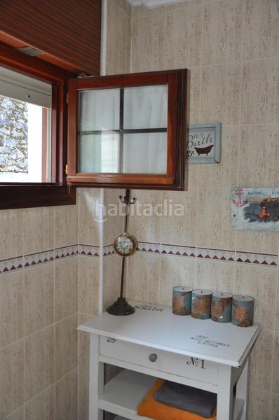 Foto b8a6cc3a-3a1e-4bf3-891d-028e3fde5b29. Xalet amb calefacció aparcament a Samano Castro - Urdiales