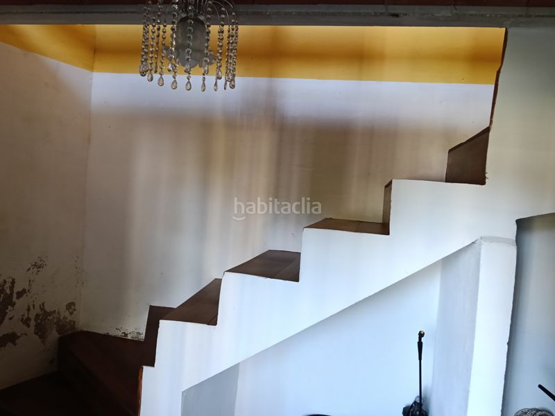 Foto 10cf80d9-5fc6-45d6-aa35-55fc7e7f793c. Casa adossada a Carral