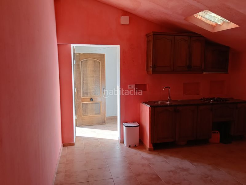 Foto 6fa21639-3ab9-4c2e-b116-d13501b40b07. Casa adossada a Carral