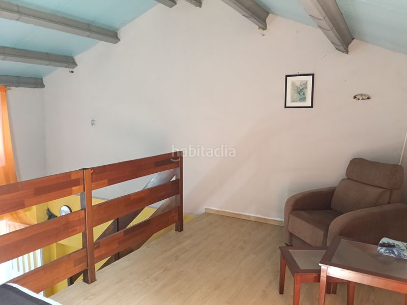 Foto b0ce50a6-6ada-47ba-ab77-7df71a863437. Casa adossada a Carral