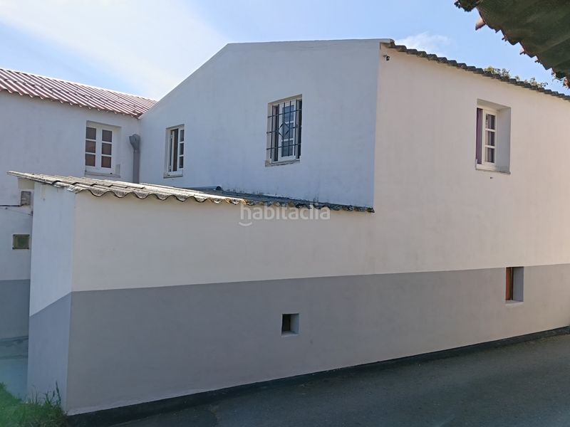 Foto d062f356-11fe-4260-8c91-c744f38f9ea8. Casa adossada a Carral