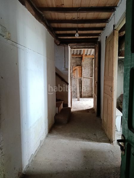 Foto 7a64a678-53cb-4303-a5ee-a30de55a0e32. Casa amb aparcament a Coirós