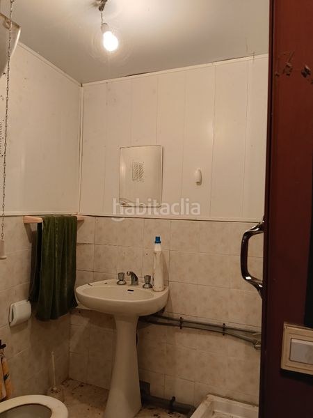 Foto 5158b538-d515-48b3-addb-57f65742637e. Casa amb aparcament a Miño