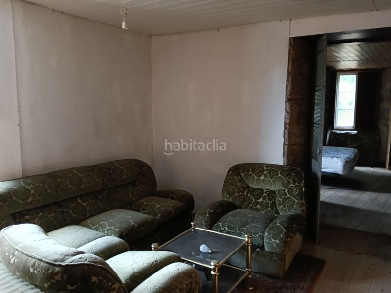 Foto 5b205c99-303c-4310-ac7d-ded4a4436ec2. Casa amb aparcament a Miño