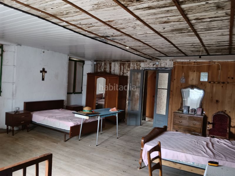 Foto b1cb17de-5afe-454b-a312-076a8fbe4b8e. Casa amb aparcament a Miño
