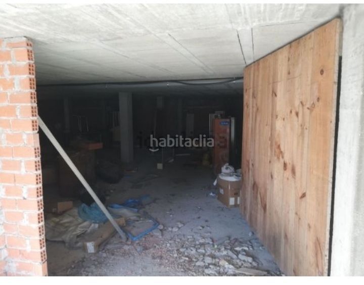 Foto e15b49c1-2f14-422d-8978-68d8d6e30b1e. Local comercial a Oza dos Ríos