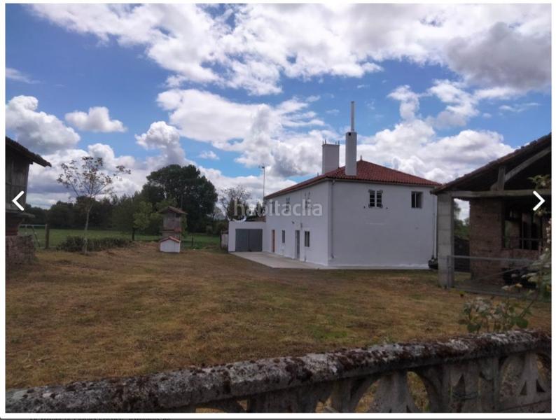 Foto ee5bf6d1-bf66-4bcf-889f-2fa78b98cd01. Casa en Melide
