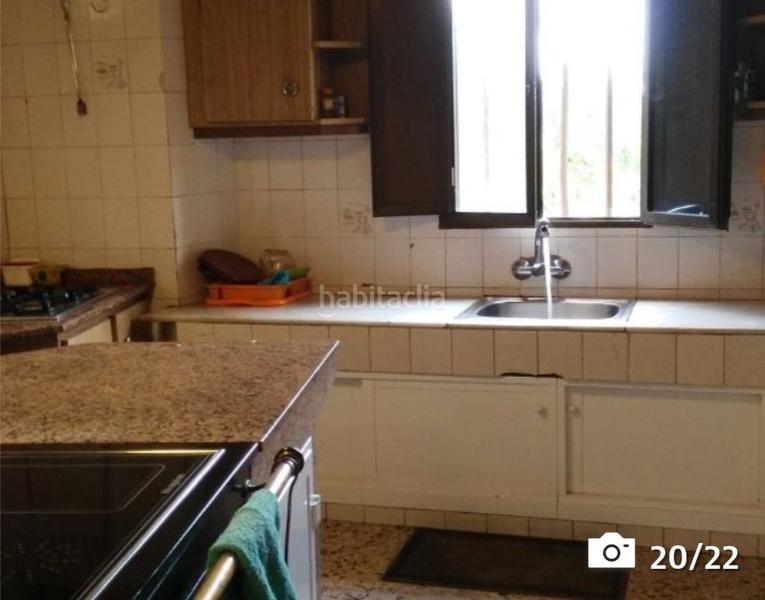 Foto 435525c6-65d3-4d2b-a8ed-c8ecd713fdc7. Maison avec parking dans Friol