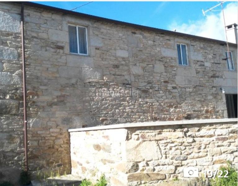 Foto 5a7732b8-fed0-4385-9605-d198f5be4895. Maison avec parking dans Friol