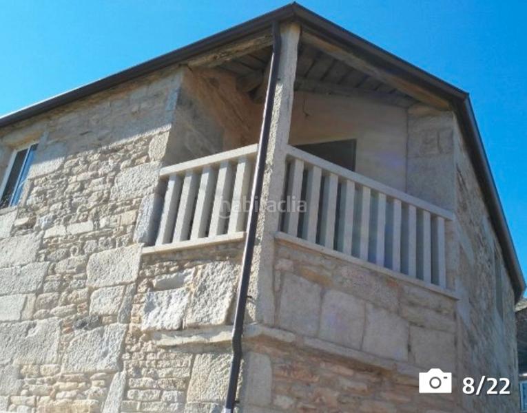 Foto 7ada4b32-39e3-4b7e-b218-ecdc4ab87ff5. Maison avec parking dans Friol